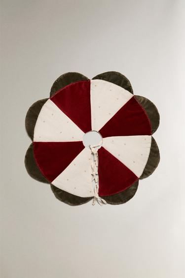 Zara DECORATIVE VELVET CHRISTMAS TREE SKIRT - Multicolored