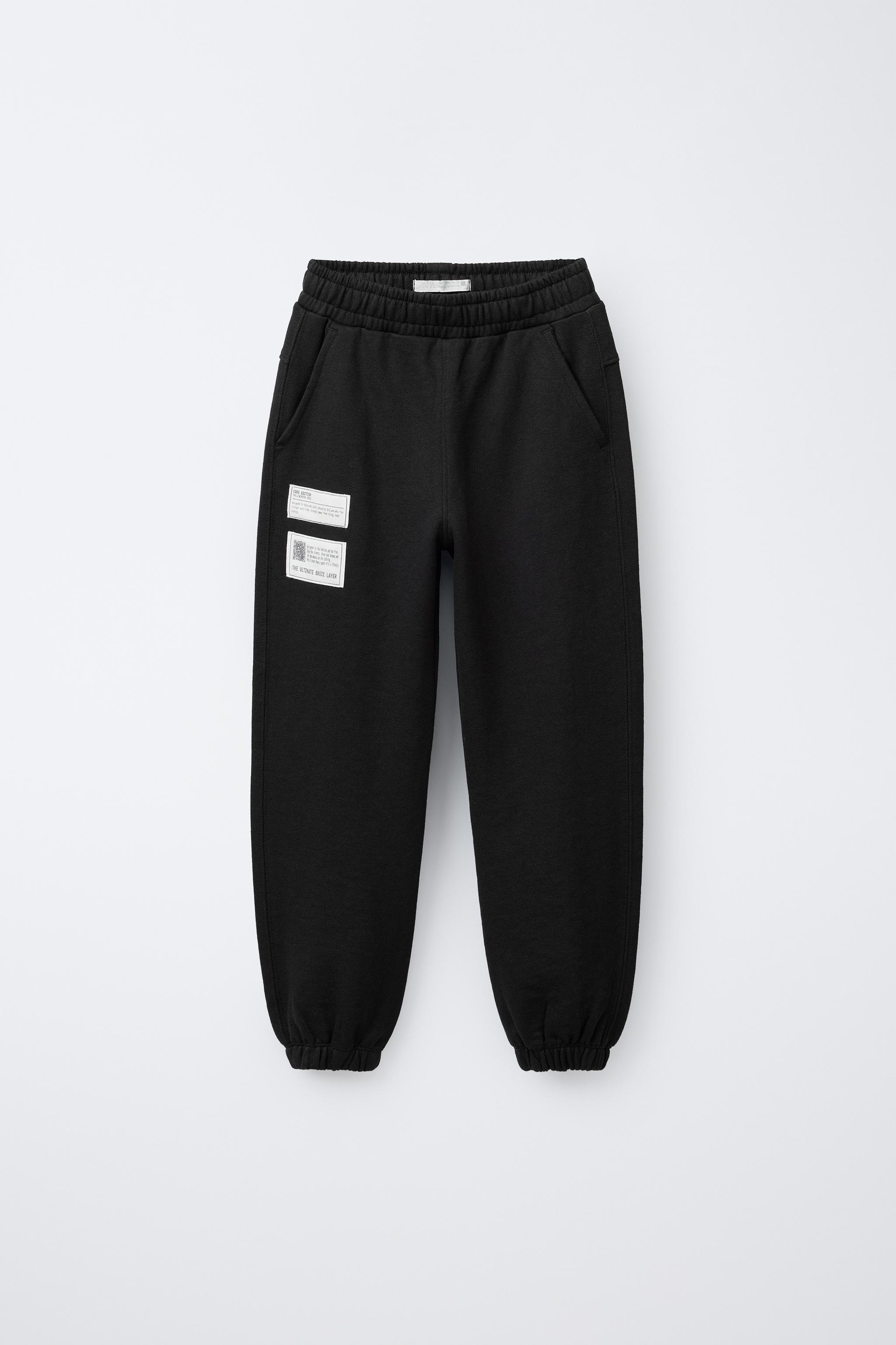 ハッピーだま ZIP-UP SWEATSHIRT AND JOGGER PANTS WITH LABELS SET