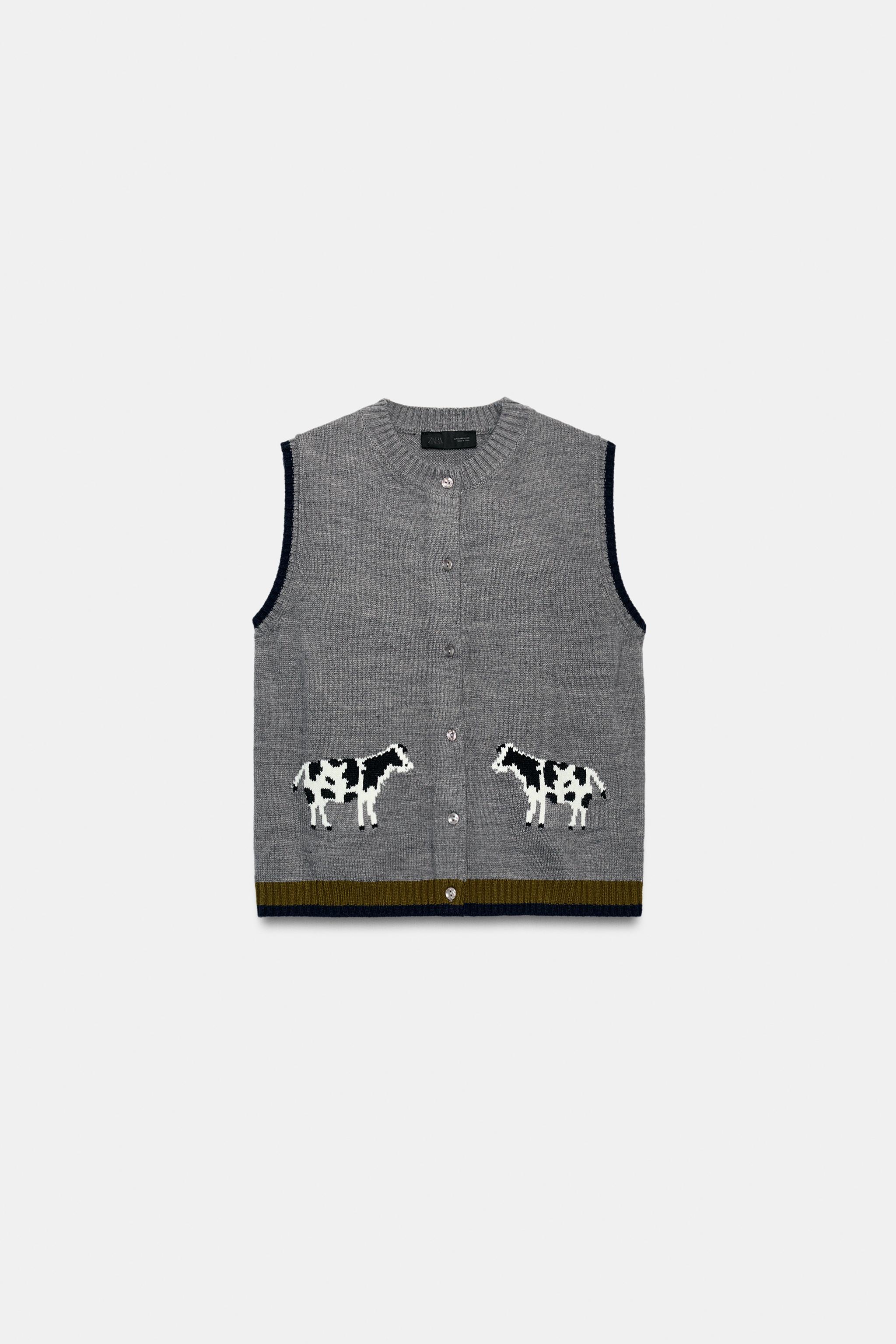 ANIMAL JACQUARD KNIT VEST