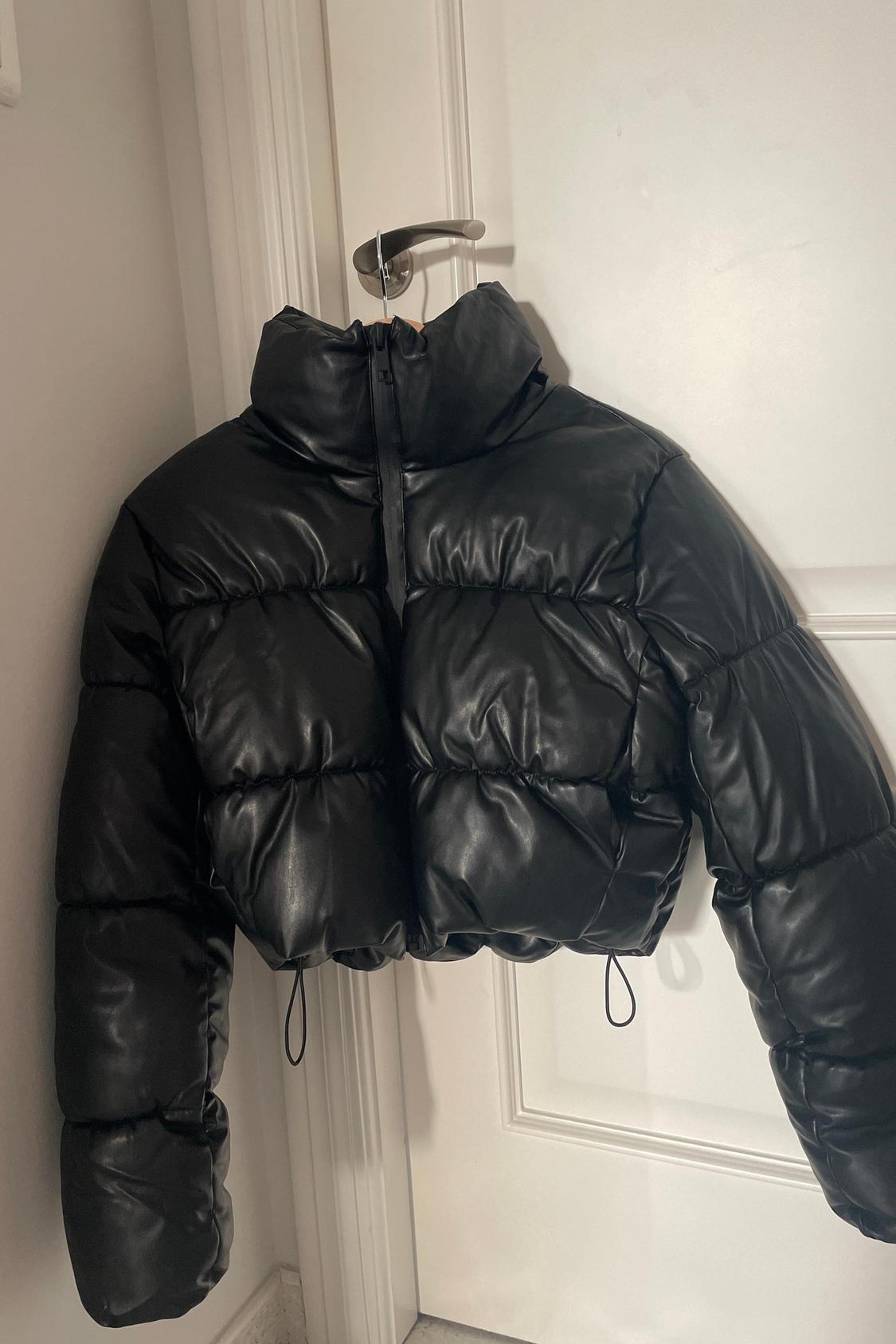 FAUX LEATHER PUFFER JACKET