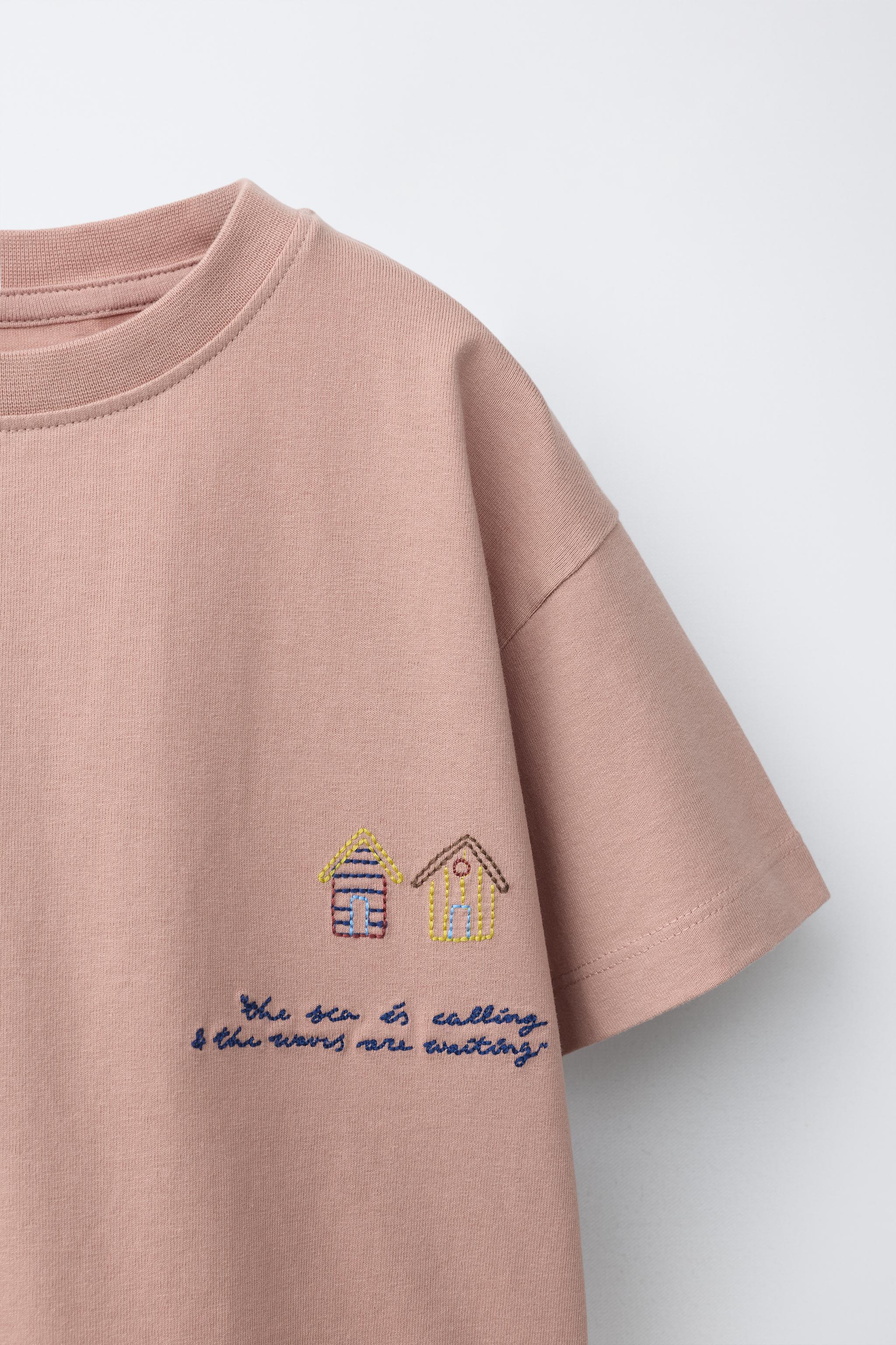 EMBROIDERED T-SHIRT