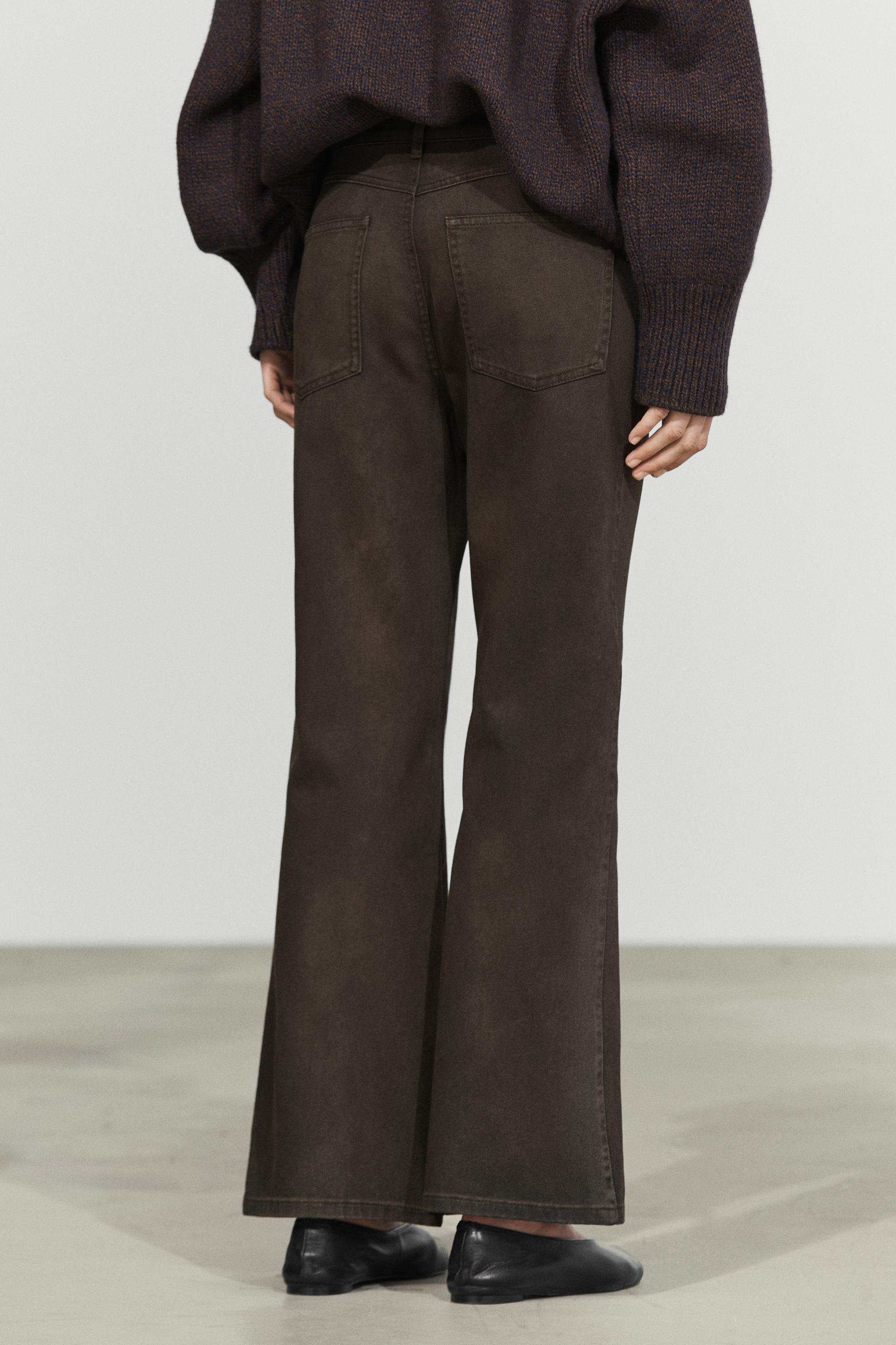 Kick flare fit pants