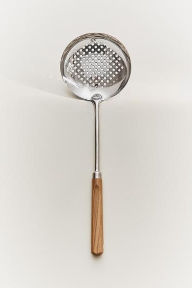 OAK SLOTTED SPOON - Light brown by Zara