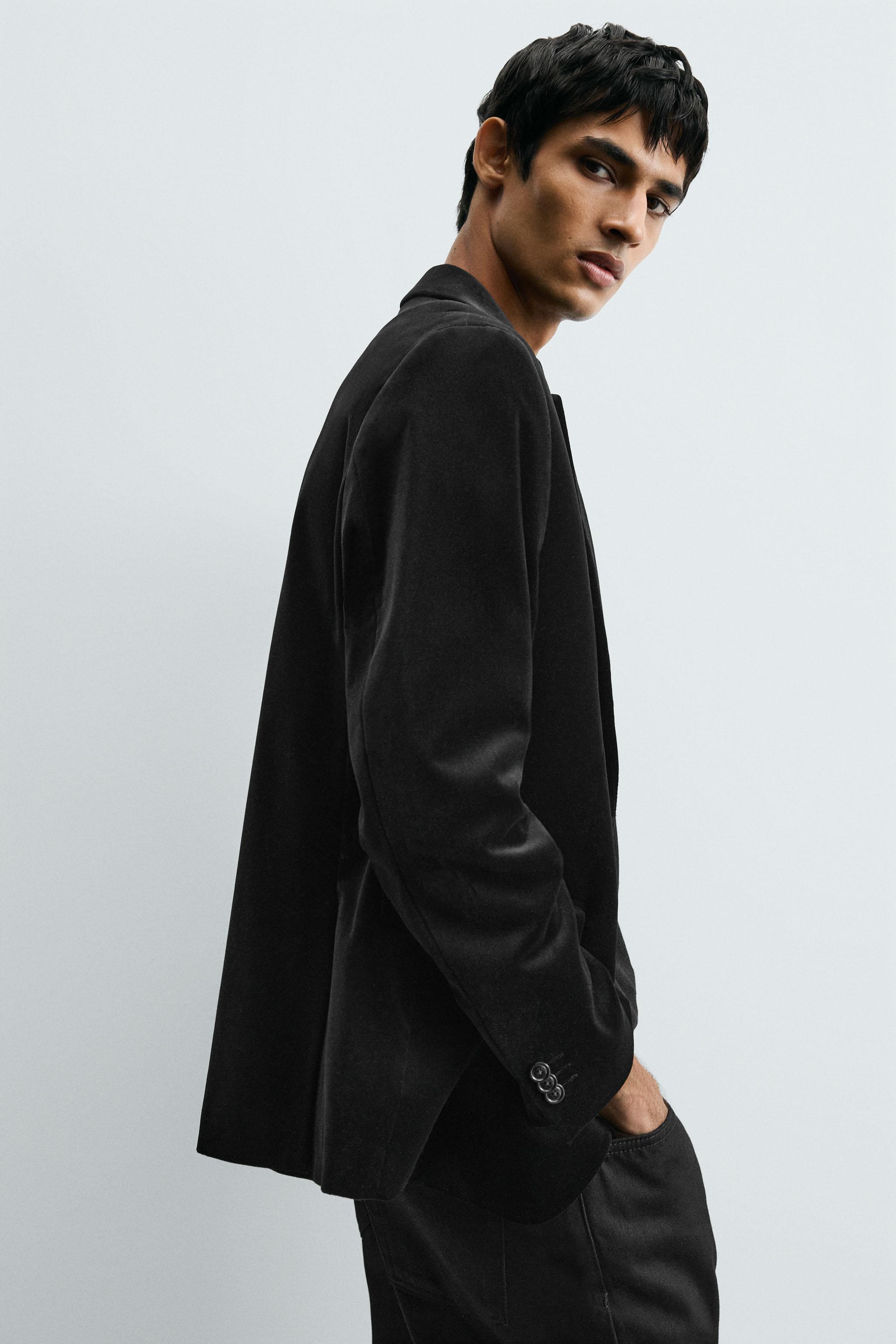 REGULAR FIT VELVET BLAZER