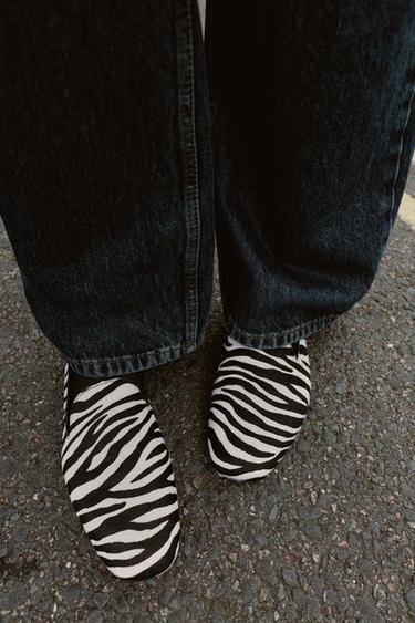 MOCASSINS EN CUIR À IMPRIMÉ ANIMALIER - Multicolore de Zara