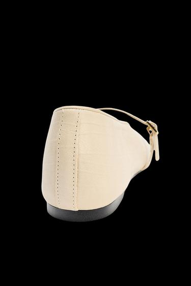 LEATHER BALLERINA - Ecru White by Zara