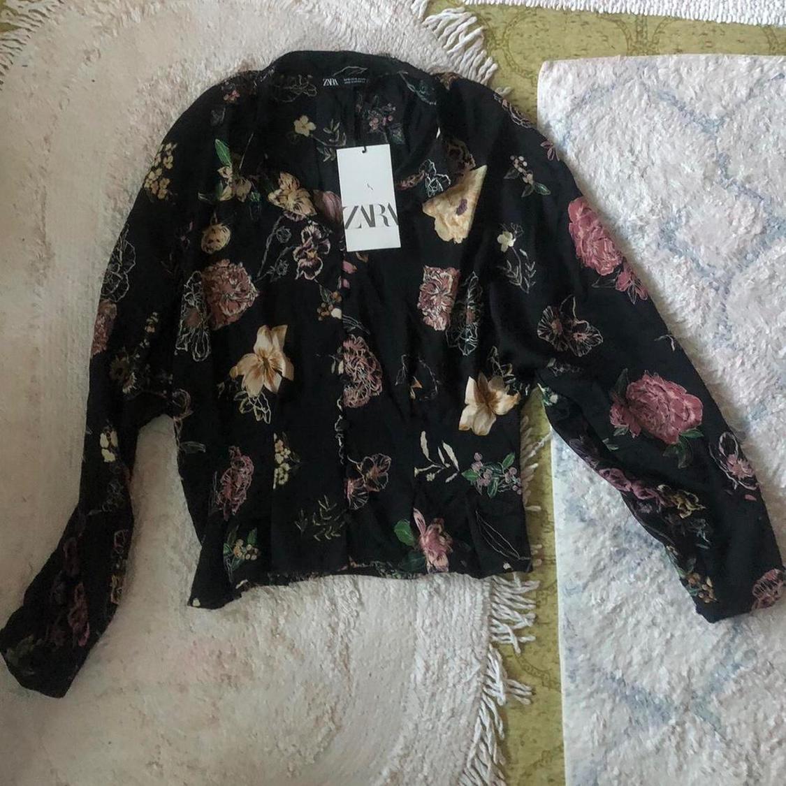 FLORAL PRINT SATIN EFFECT BLOUSE
