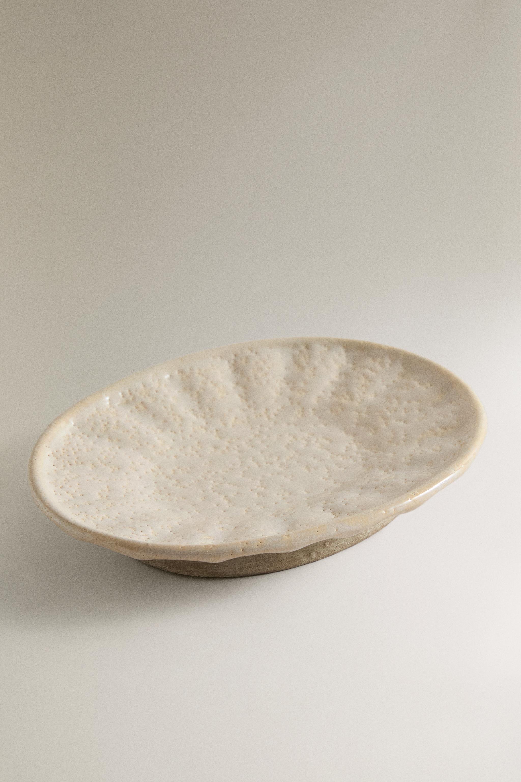 RUSTIC CERAMIC SOAP DISH — Beige