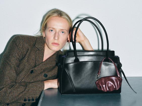 INTO THE BAG PERFUME CHARM - Burgundy Red by Zara - Image 0