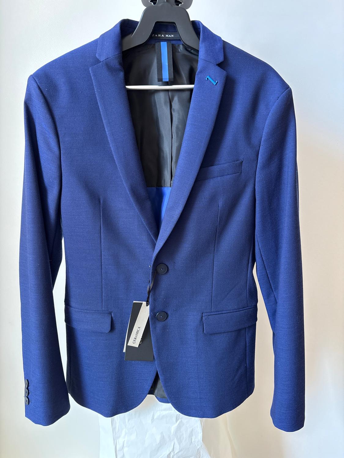 EASY CARE WRINKLERESISTANT BLAZER - Image 2