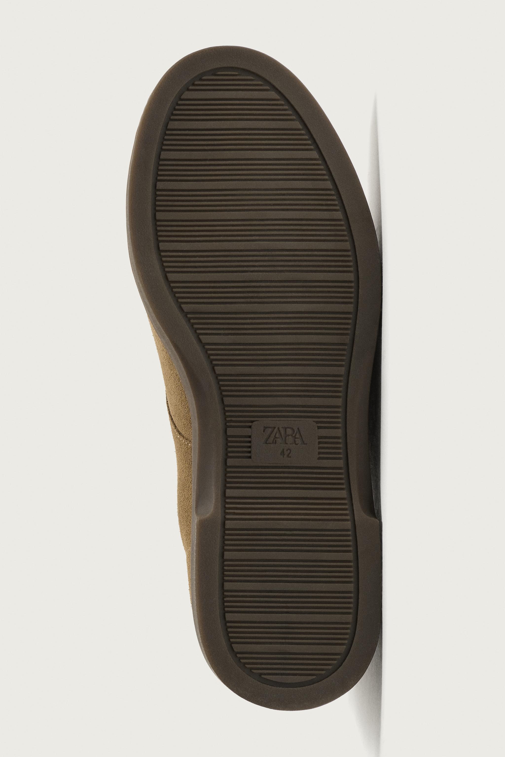 BOTTINES EN CUIR