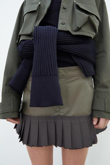 MINI-JUPE PLIS PLATS EN MATIÈRES VARIÉES - Kaki clair de Zara