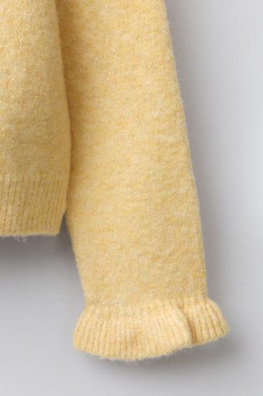 GILET EN MAILLE VOLANTS AVEC LAINE - Mustard Yellow de Zara - Image 3