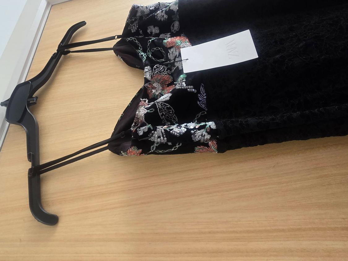 LACE EMBROIDERED DRESS - Image 4