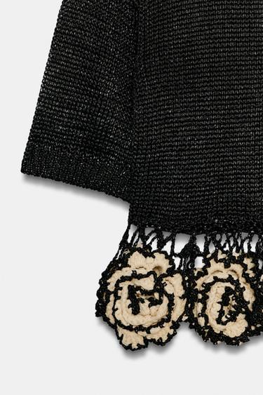 TOP EN MAILLE STRUCTURÉE À FLEURS - Noir / Écru de Zara - Image 3