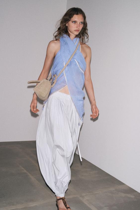 ŠÁTEK S LNEM, PROUŽKY A BAMBULEMI - Modrá od Zara - Obrázek 2