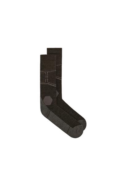 TEXTURED SKI SOCKS - Brown by Zara