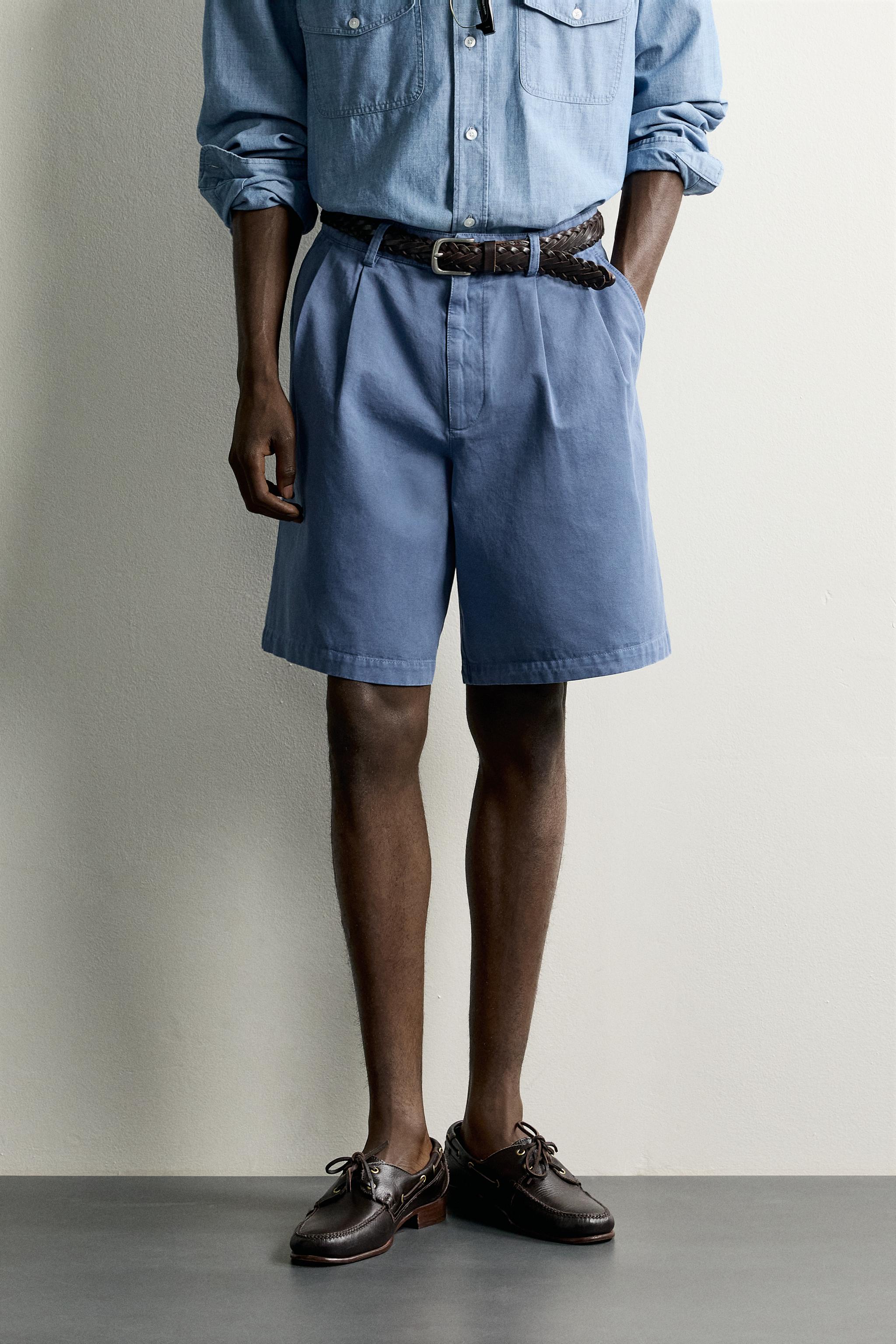 PLEATED REGULAR FIT BERMUDA SHORTS