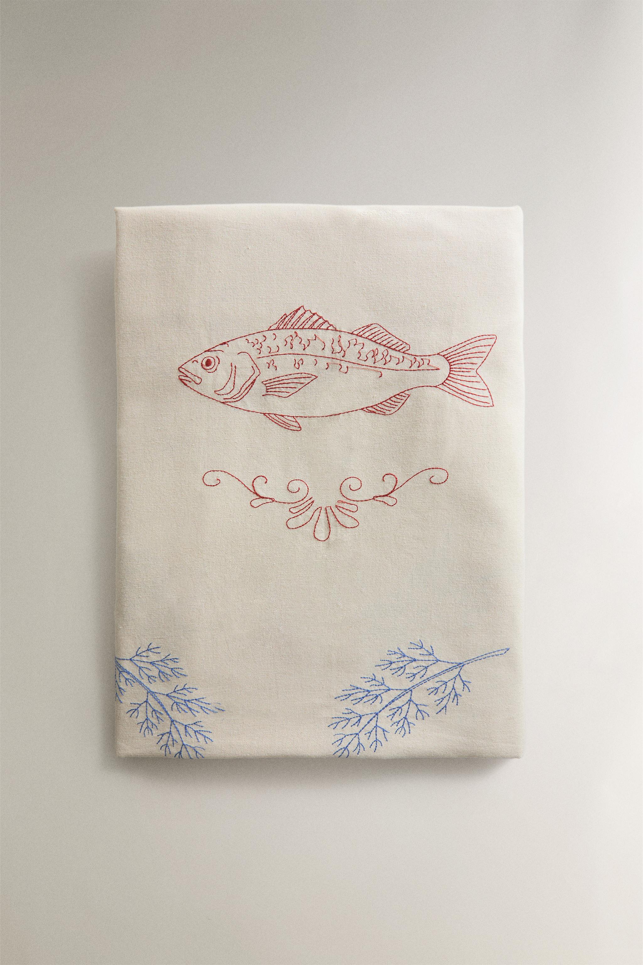 FISH PRINT COTTON TABLECLOTH