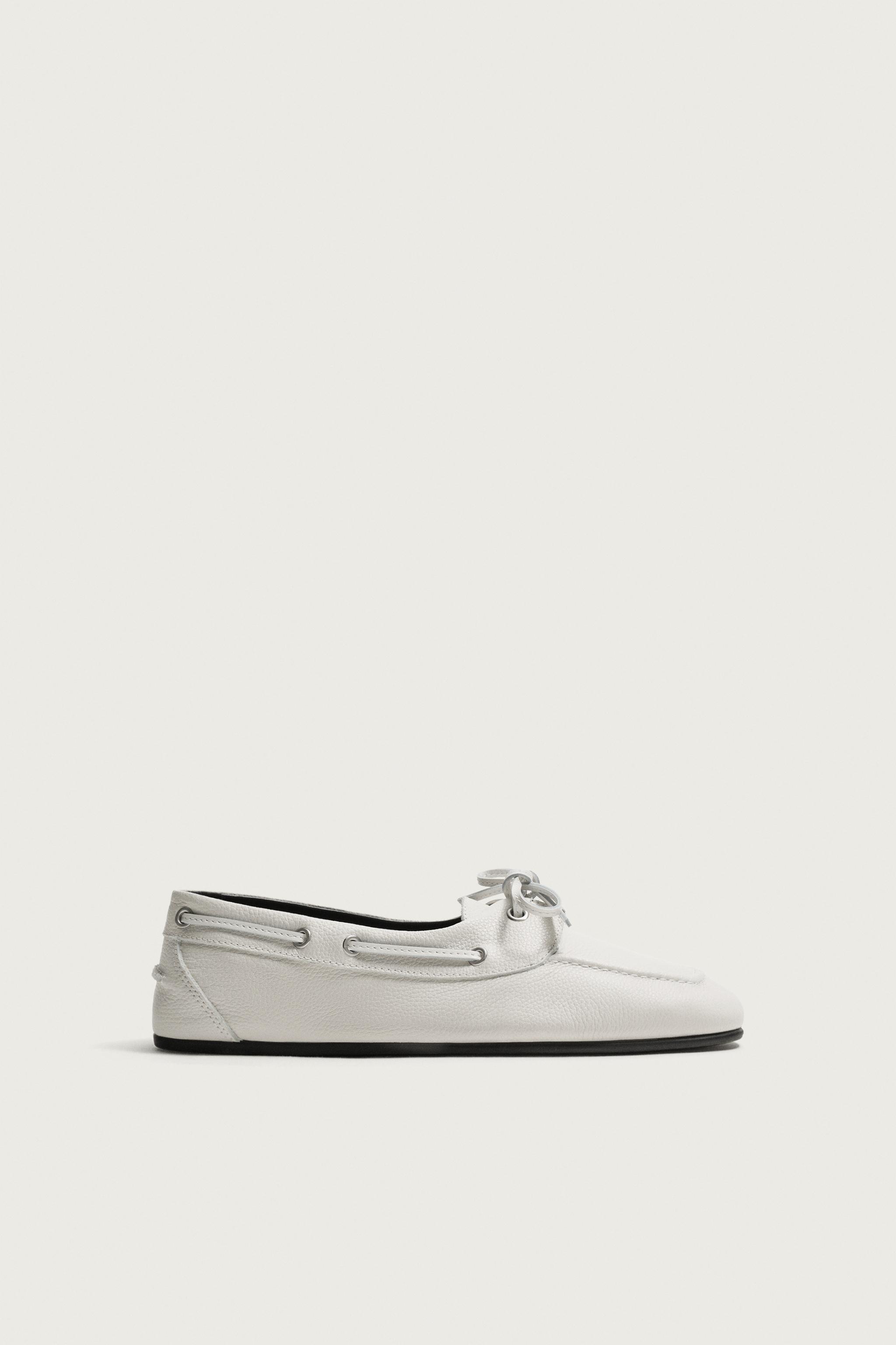 LEATHER BOAT SHOES