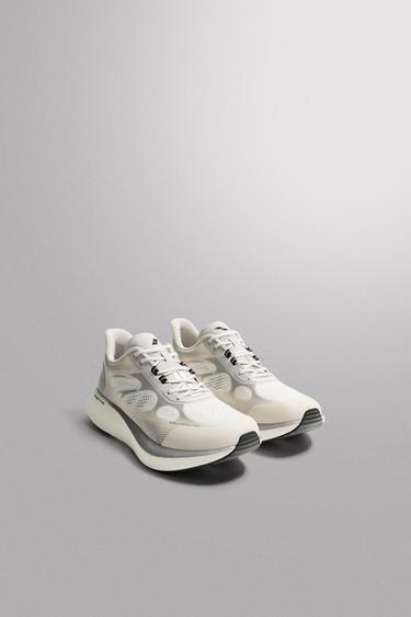 ZAPATILLA DE CORRER - Blanco de Zara