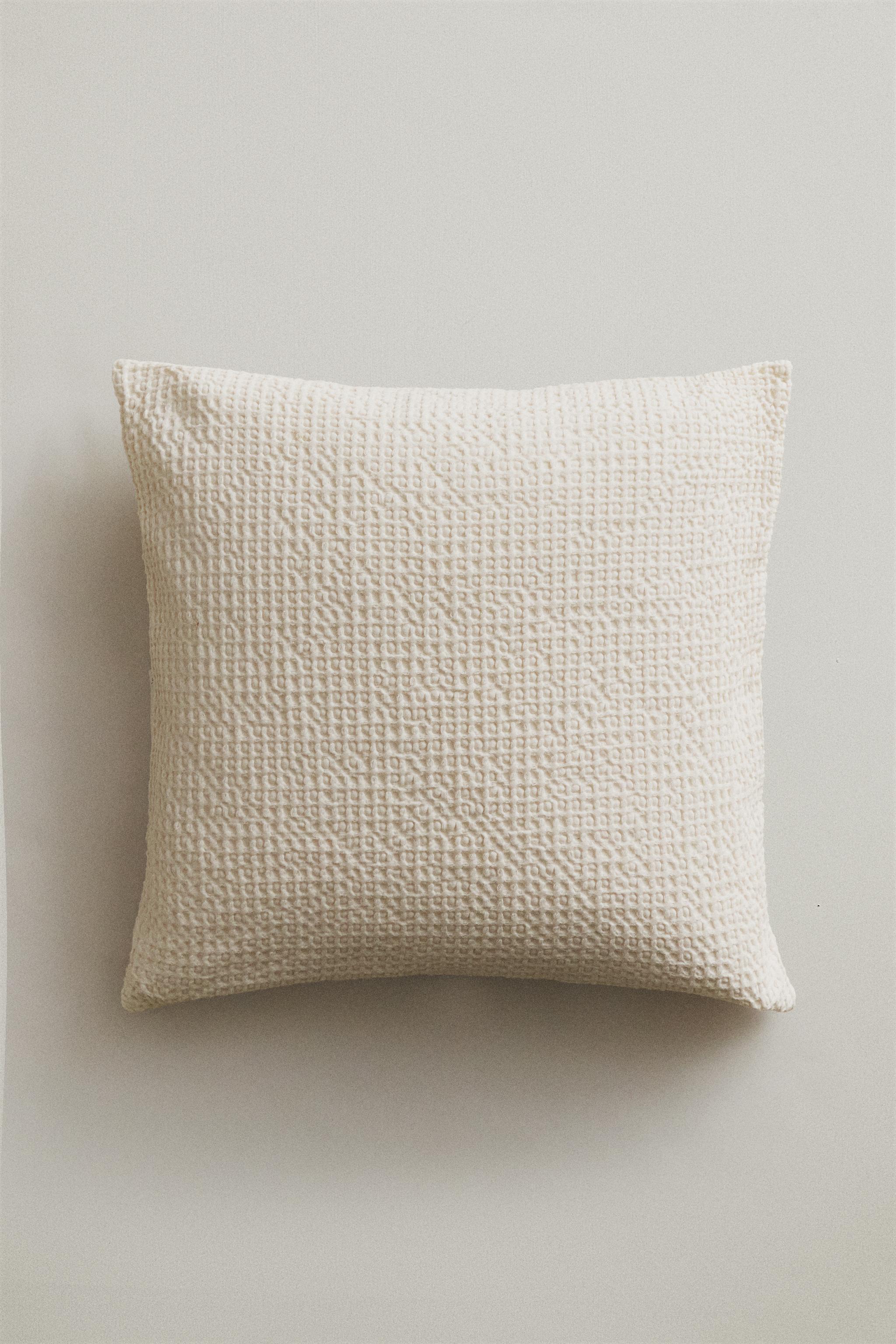 WAFFLE-KNIT THROW PILLOW COVER