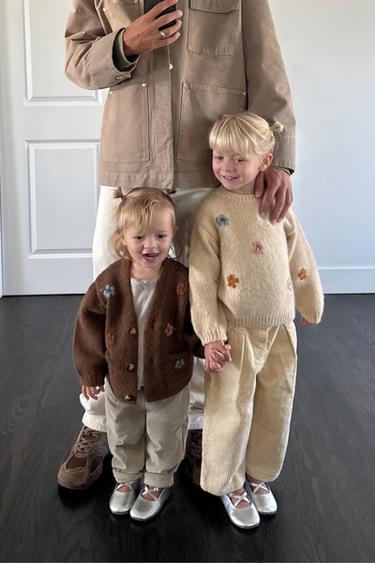 KNIT CARDIGAN WITH FLORAL EMBROIDERY - Brown by Zara
