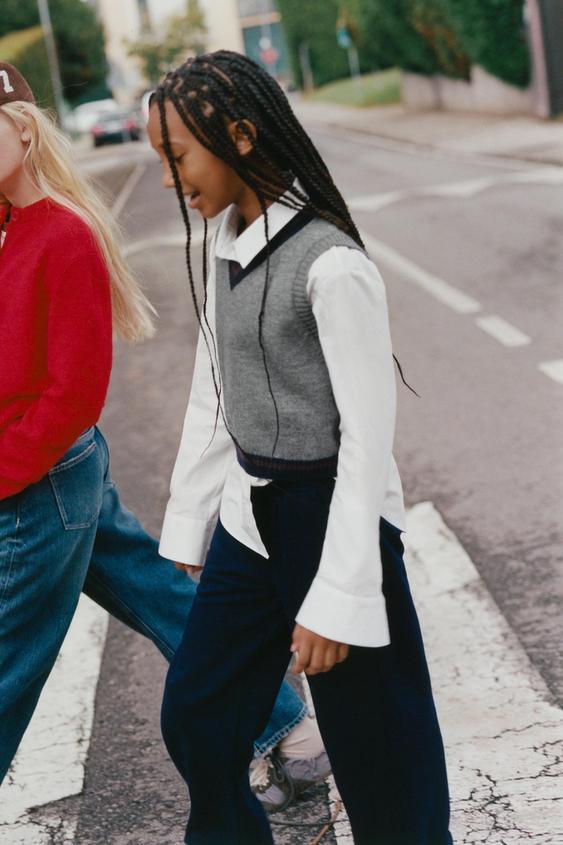 CHEMISE COMBINÉE GILET EN MAILLE VARSITY - Gris de Zara - Image 4