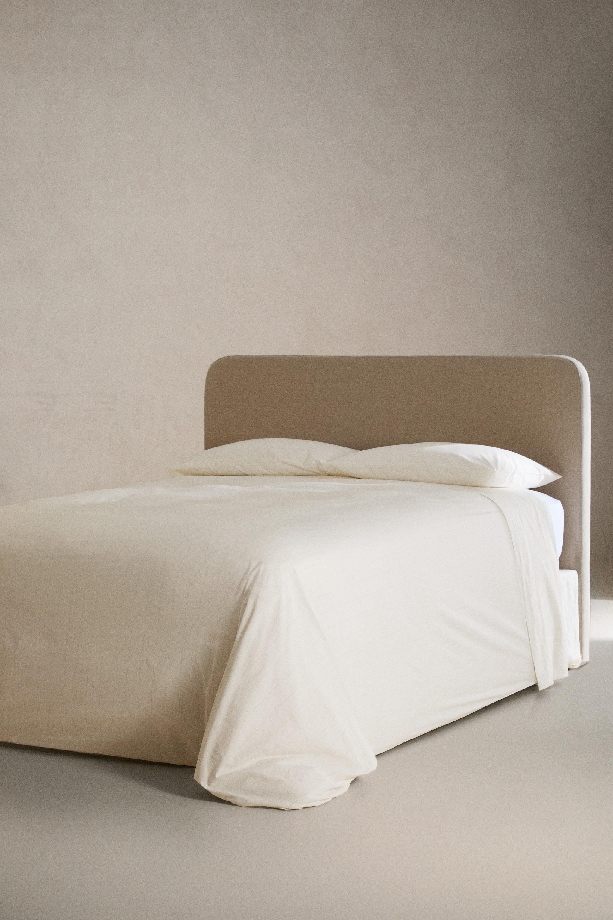STRIPED FLAT SHEET