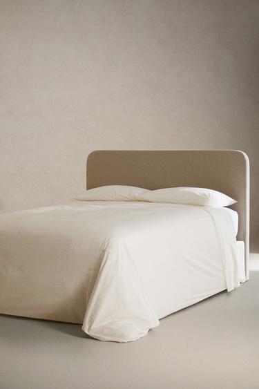 DRAP DE DESSUS RAYURES - Blanc cassé de Zara - Image 1
