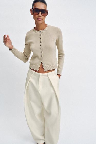 METAL BUTTON CARDIGAN - Dark camel by Zara