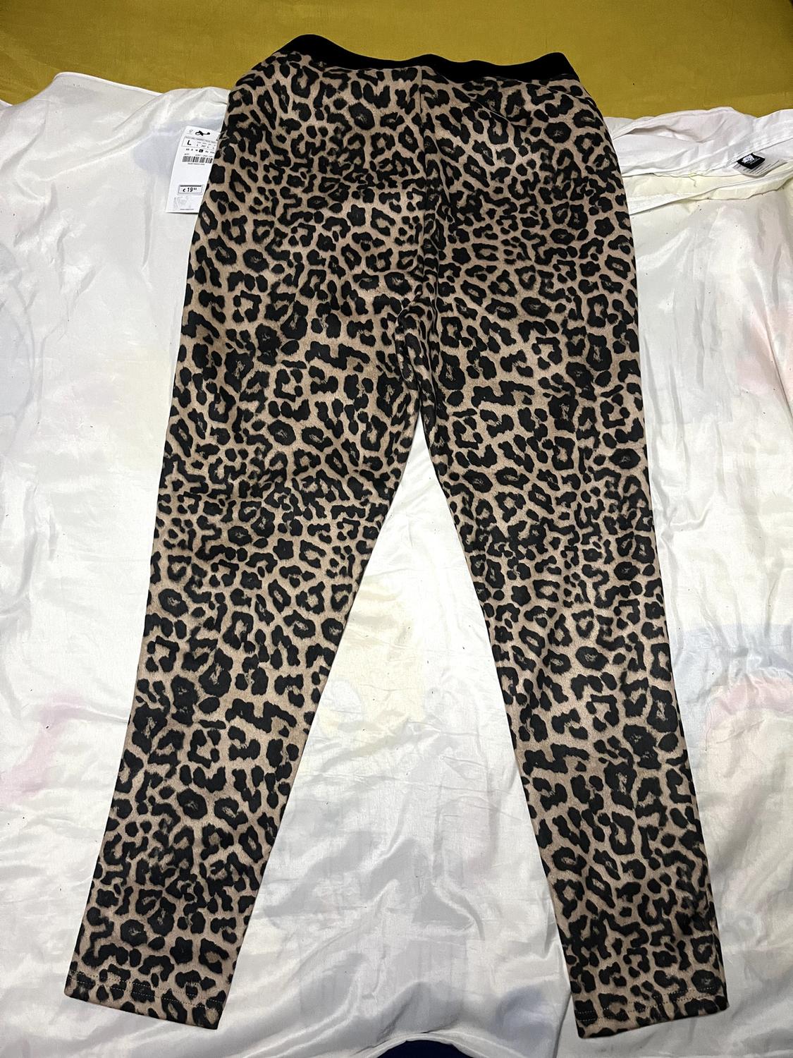 ANIMAL PRINT LEGGINGS - Image 3