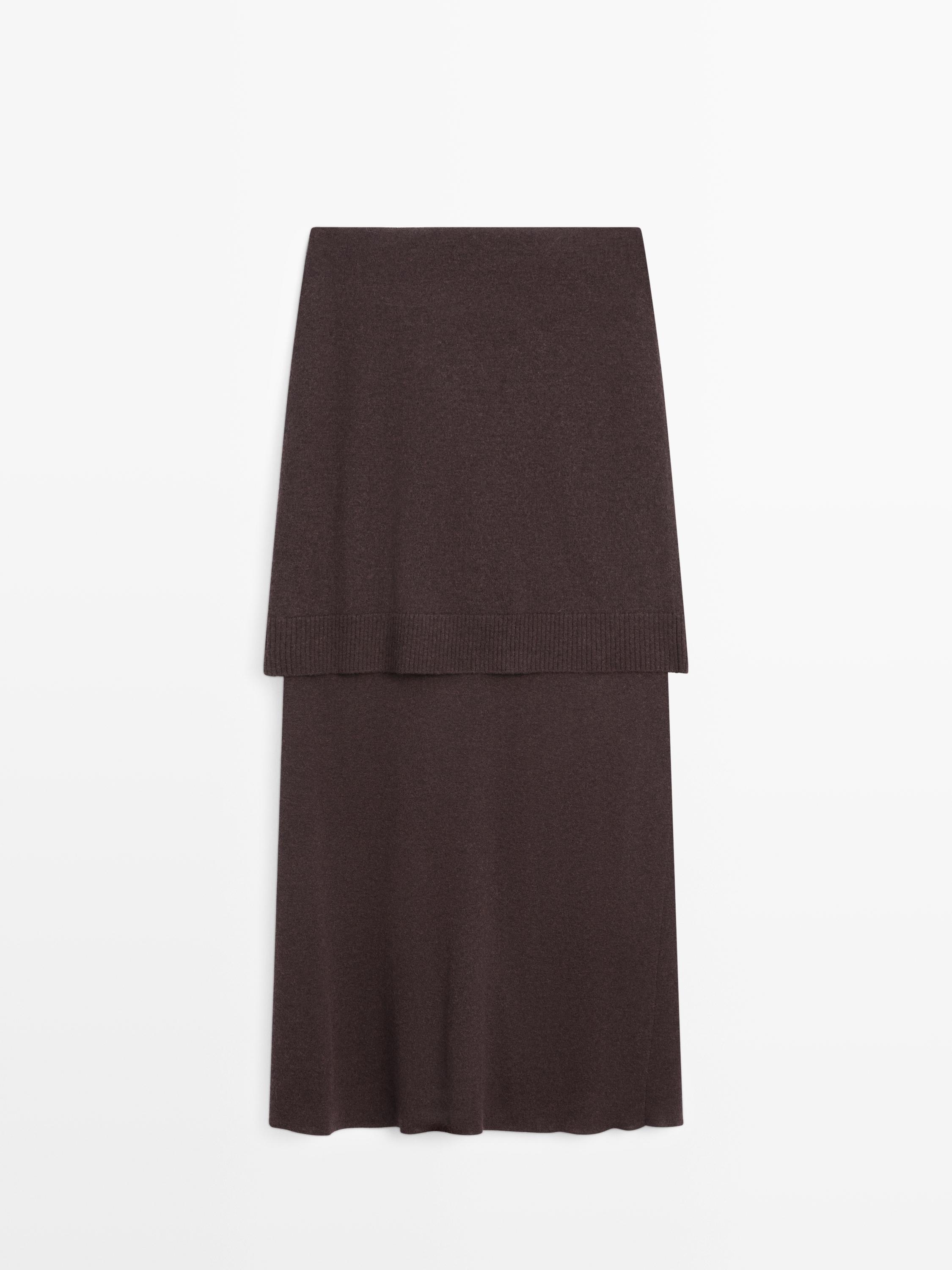 Knit skirt with knotted sleeve details