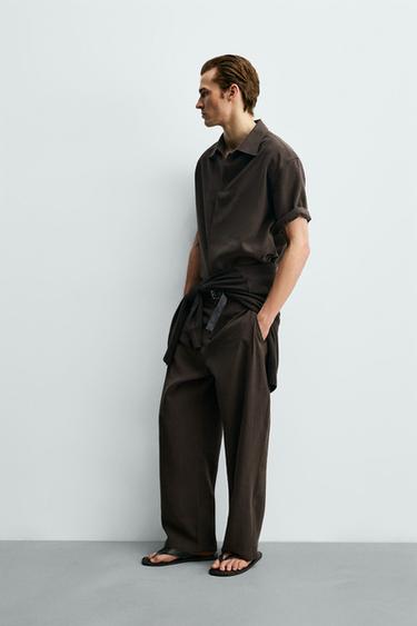 بنطلون منسدل بثنيات - بني الخاص بـ Zara