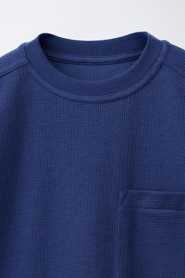 ENSEMBLE T-SHIRT ET SHORT GAUFRÉ ÉTIQUETTE - Bleu roi de Zara - Image 5