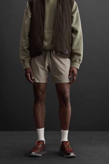 SHORTS BÁSICOS ENTRENAMIENTO - Marrón claro de Zara