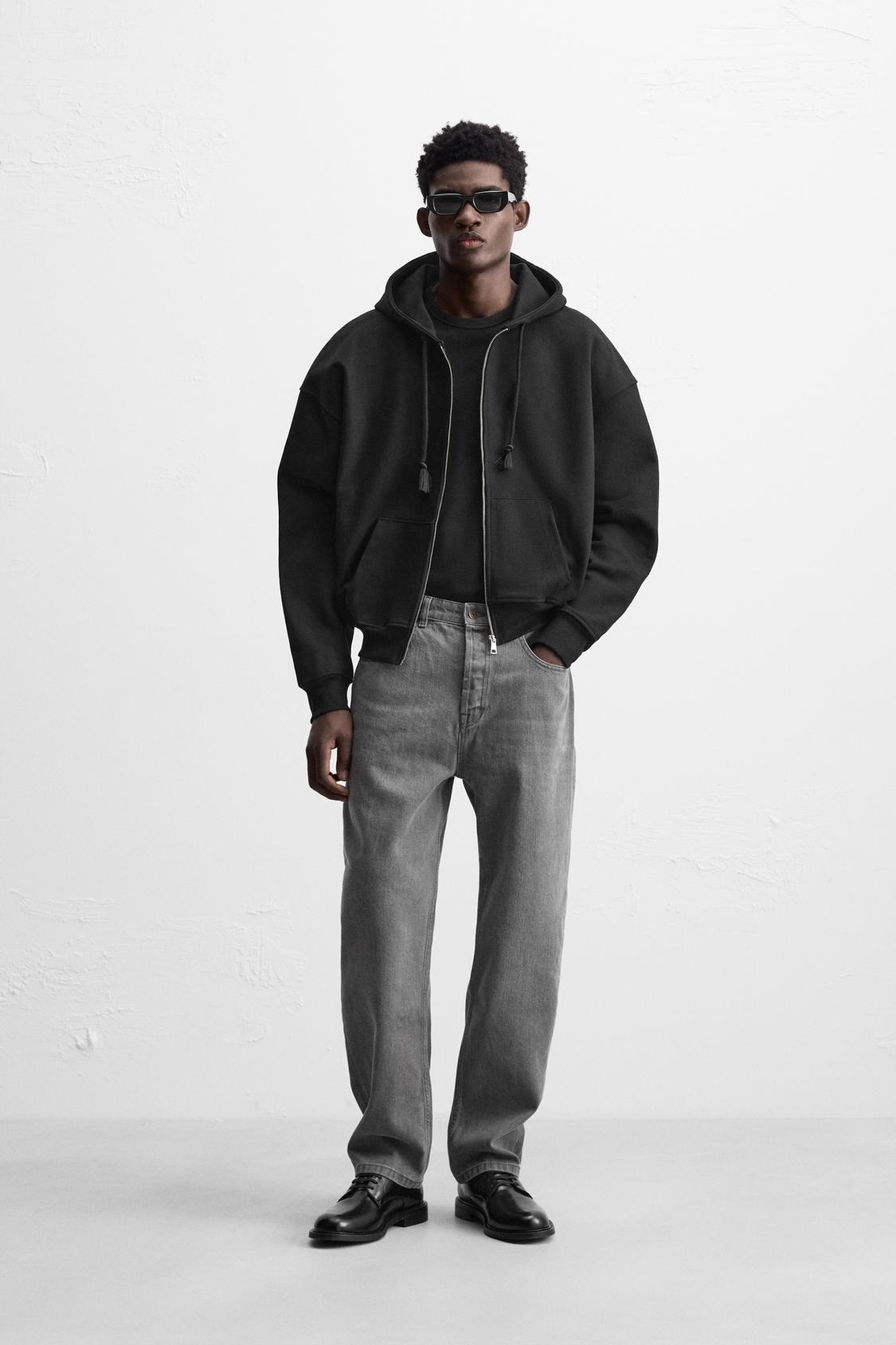 HEAVYWEIGHT ZIP-UP HOODIE