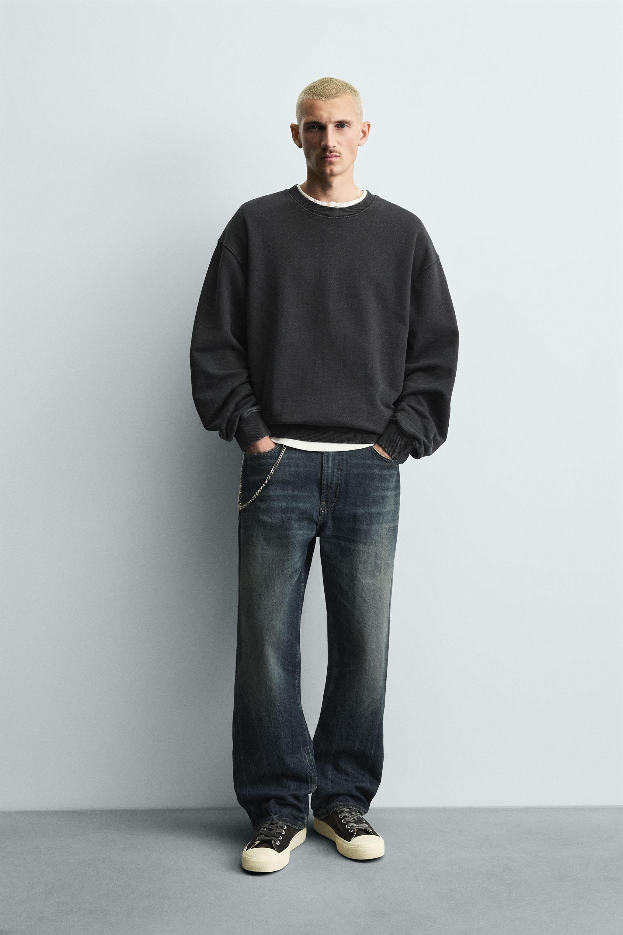 Original Fabric Basic Crew Neck Sweat 黒 BASIC CREWNECK SWEATSHIRT - Black | ZARA United States