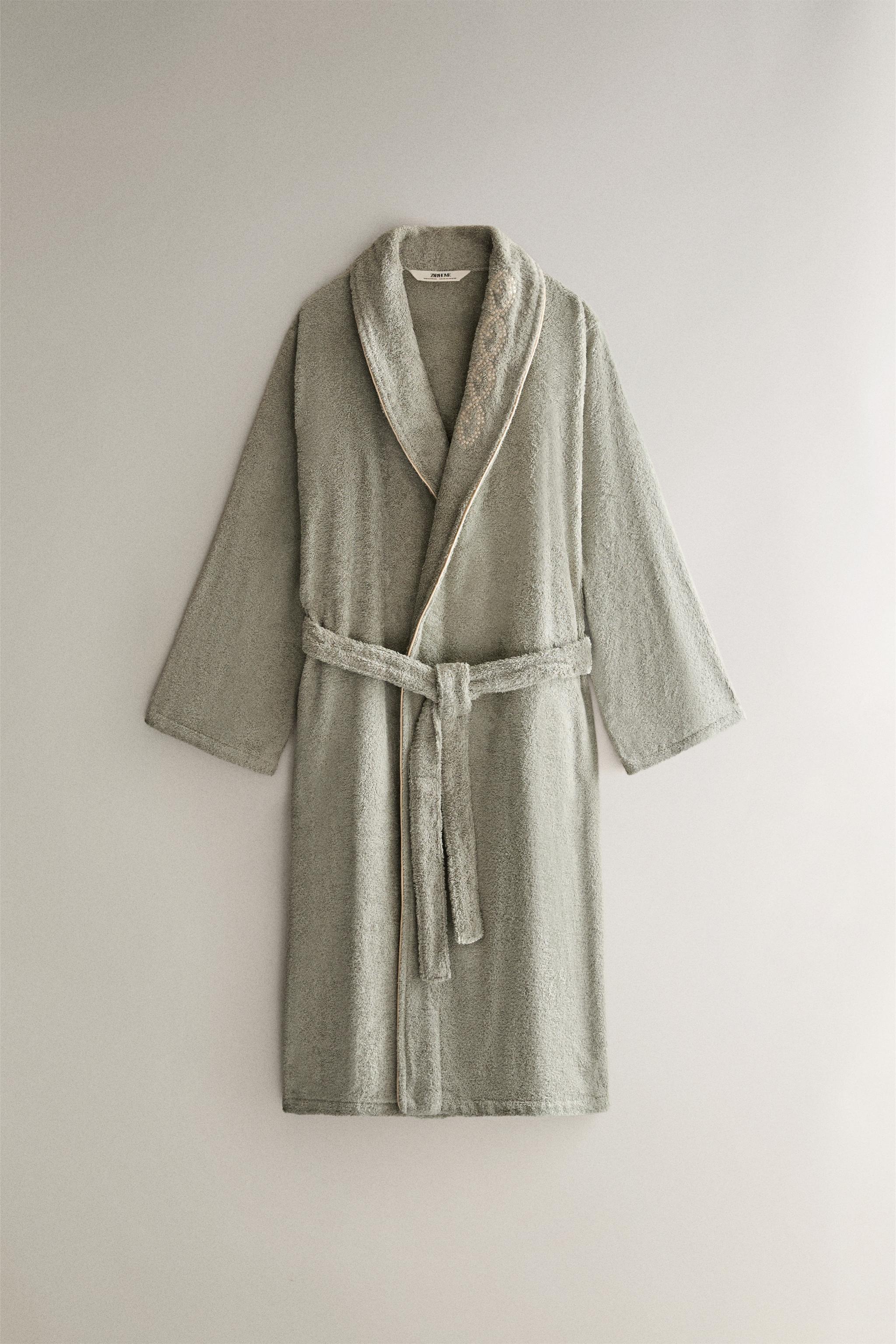 DRESSING GOWN WITH PLANT EMBROIDERY — Mid-green