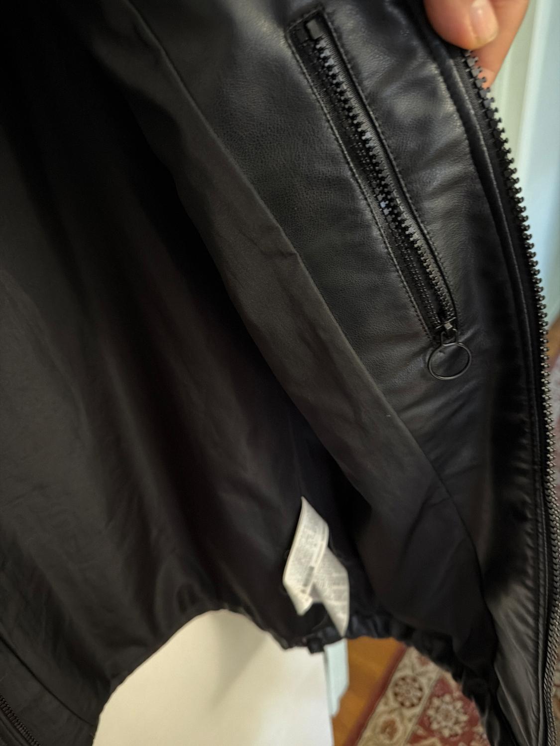 BLACK LEATHER JACKET RELAXED FIT - Image 4