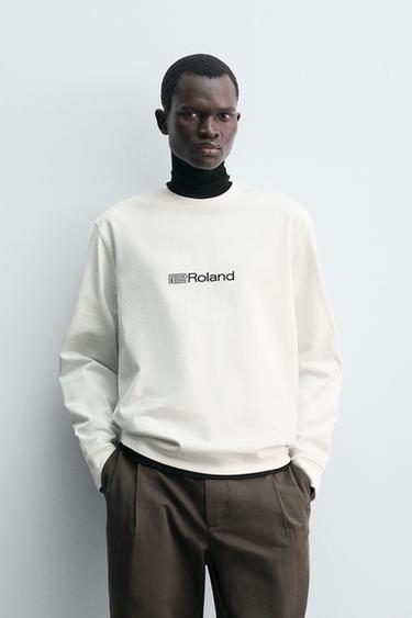 ヘビーウェイトTシャツ ROLAND CORPORATION ©ホワイトZaraのヘビーウェイトTシャツ ROLAND CORPORATION © - ホワイト