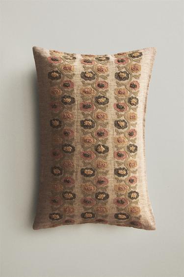 CAPA DE ALMOFADA BORDADA - Bege-claro da Zara