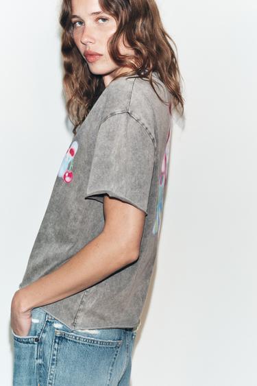 T-SHIRT EFFET DÉLAVÉ ÁNGELA BACHER - Gris anthracite de Zara - Image 1