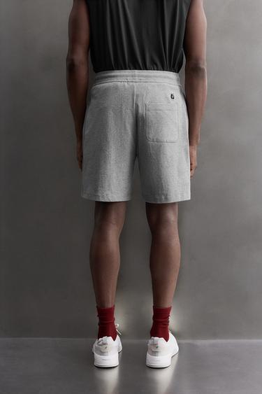 SHORT BRODÉ À BANDES 9" - Gris chiné de Zara - Image 2