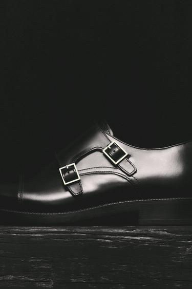 PANTOFI DIN PIELE CU CATARAMĂ - Negru de la Zara