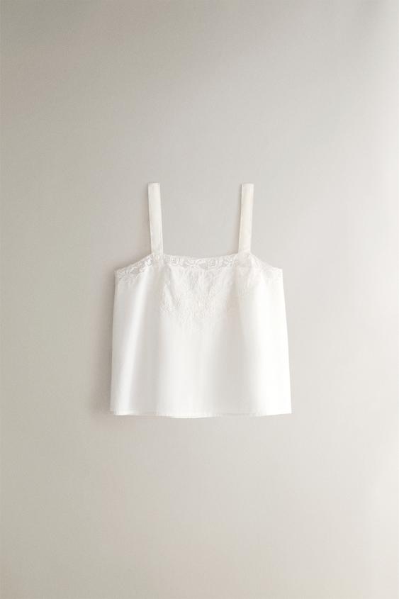 COTTON TOP WITH EMBROIDERY - أبيض مكسور الخاص بـ Zara - صورة 0