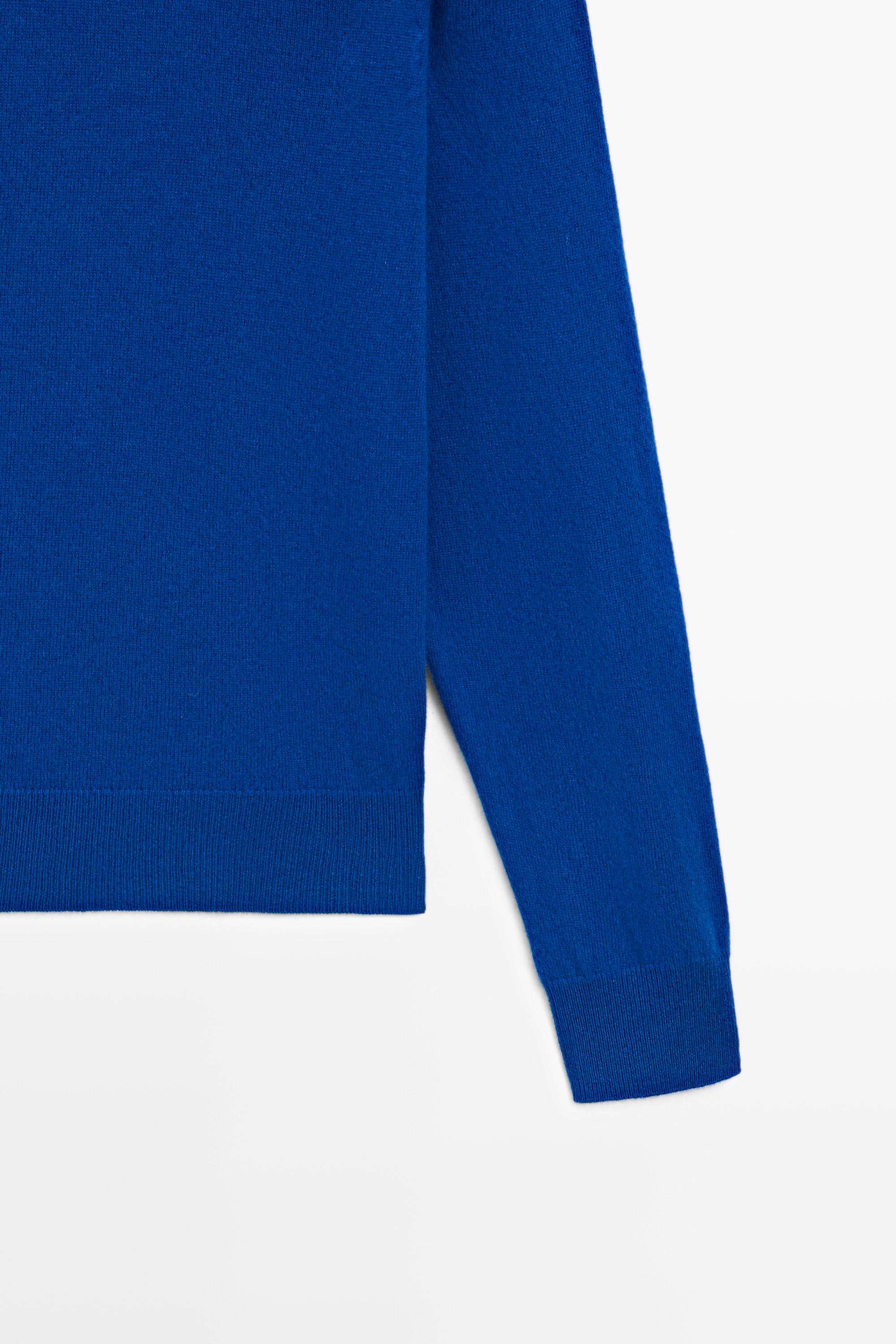 100% cashmere ribbed knit sweater