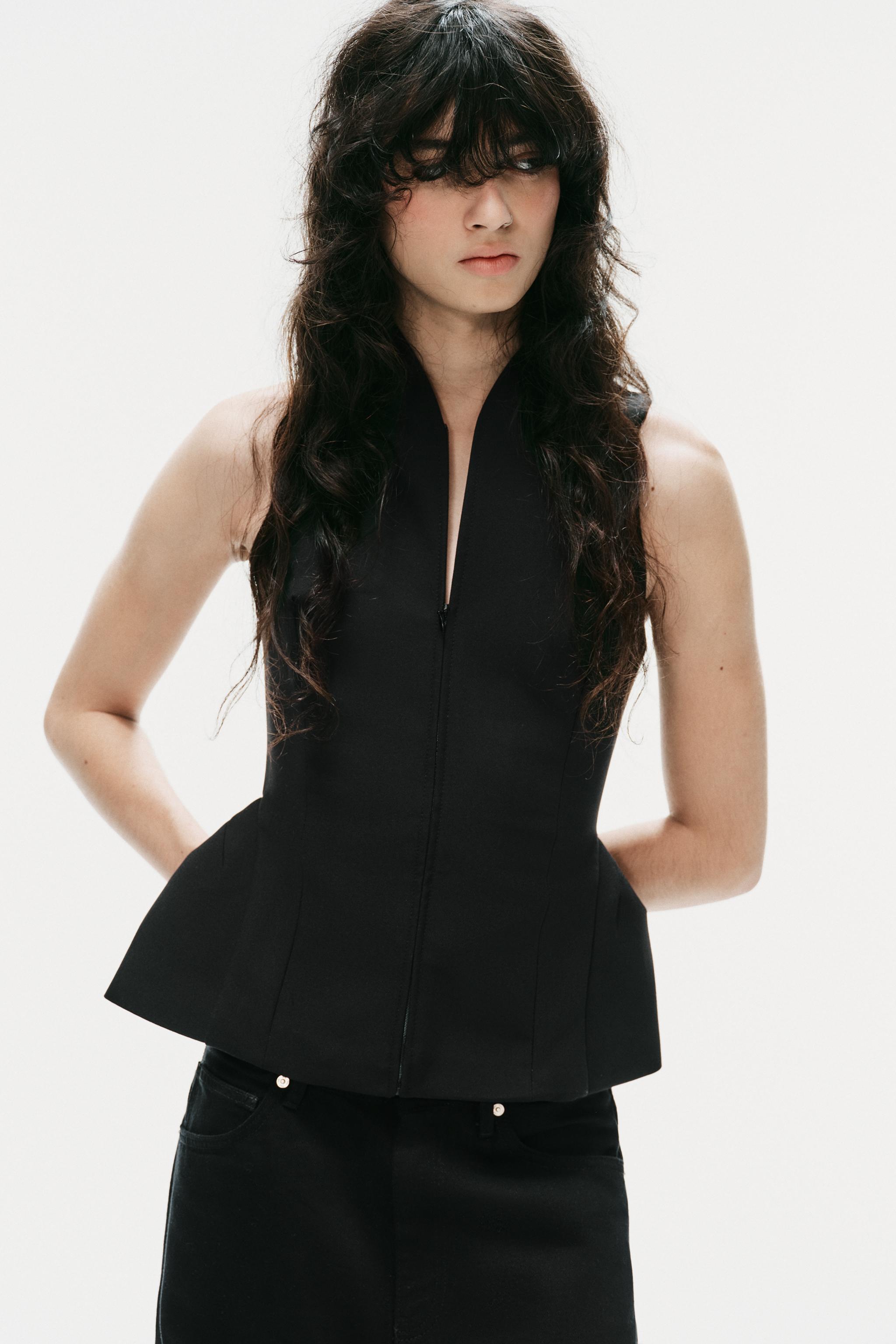 TAILORED VOLUMINOUS VEST — Black