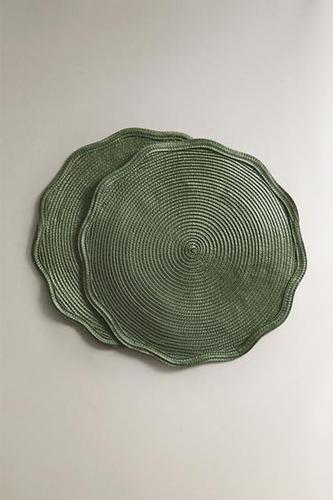 PACK OF BLONDE LACE PLACEMATS (PACK OF 2) - Green by Zara - Image 1
