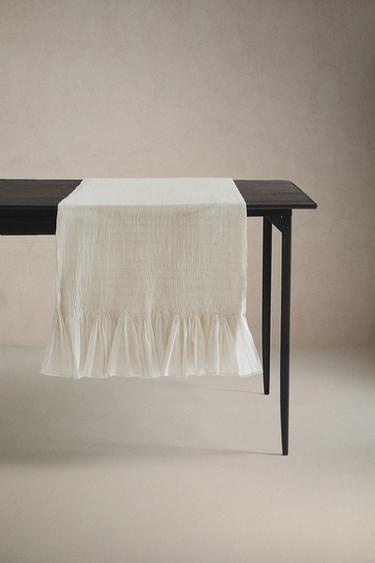 GATHERED COTTON TABLE RUNNER X FANGLU LIN - White by Zara